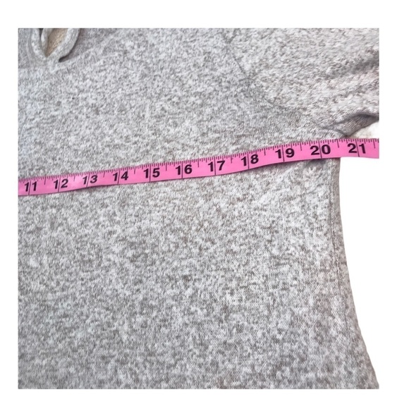 sweater | 3 Tiered Ruffle Sleeves | top| Size M - Picture 13 of 13